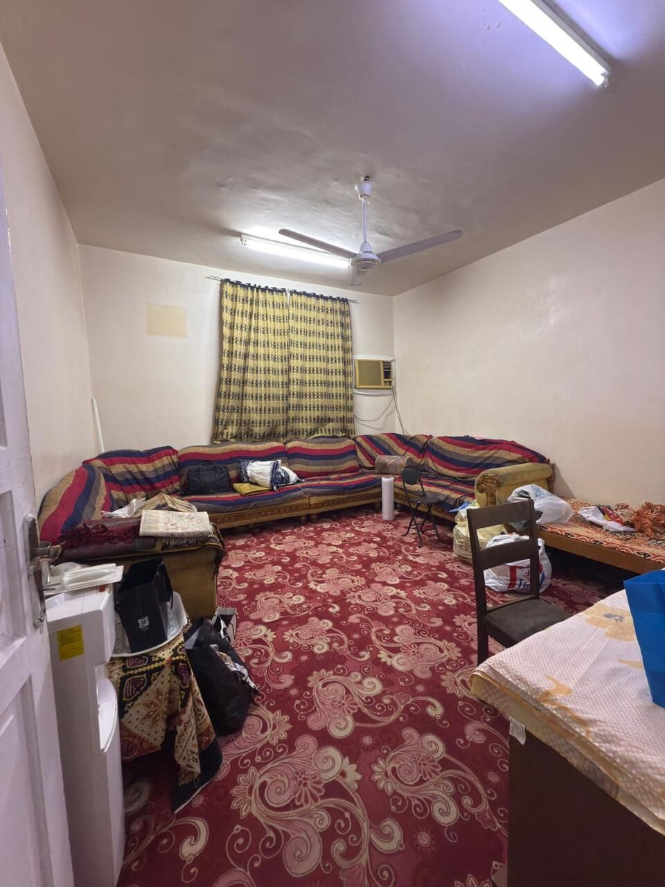 Jeddah, Apartments, Flats, Houses & Villas, SAR 750/month,  1 BR,  Single Bachelor Room Available For Single Person