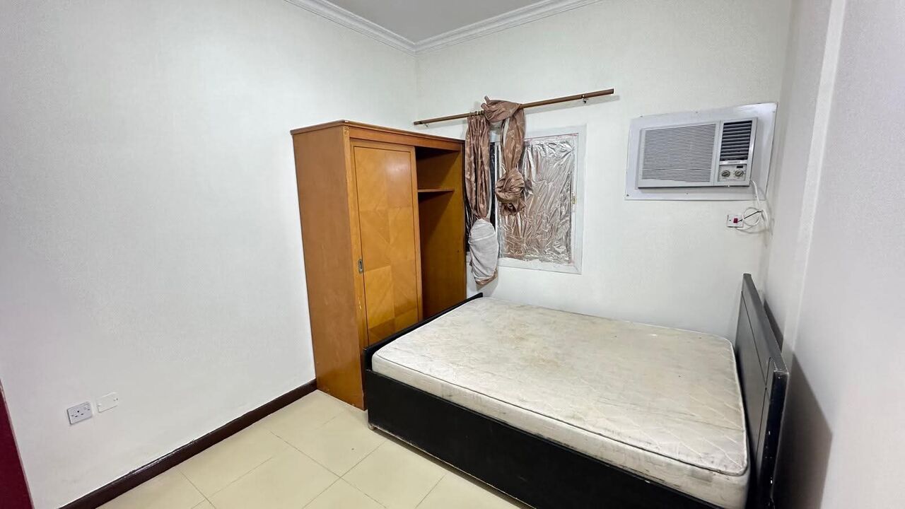 Hoora, Real Estate For Sale, BHD 180,  1 BR,  Falt For Rent In Hoora Nearby Gossi Mall 1bhk