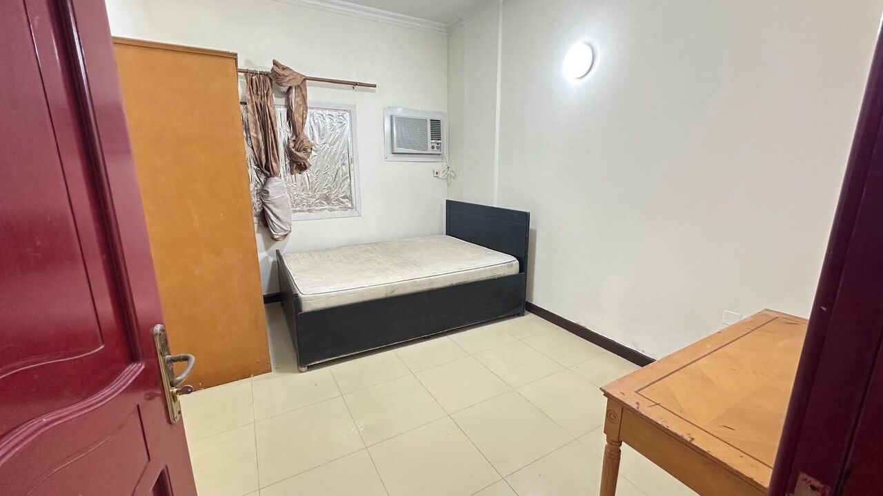Hoora, Real Estate For Sale, BHD 180,  1 BR,  Falt For Rent In Hoora Nearby Gossi Mall 1bhk