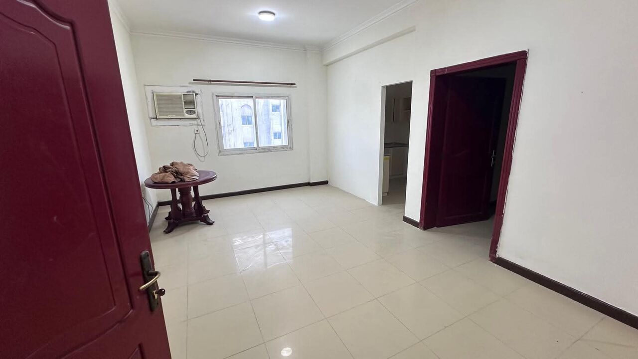Hoora, Real Estate For Sale, BHD 180,  1 BR,  Falt For Rent In Hoora Nearby Gossi Mall 1bhk