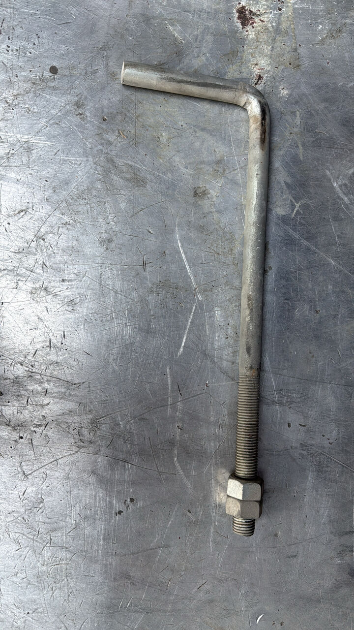 Dammam, Tools, SAR 1,  NUTS BOLTS FOR HANGER FOR SALE
