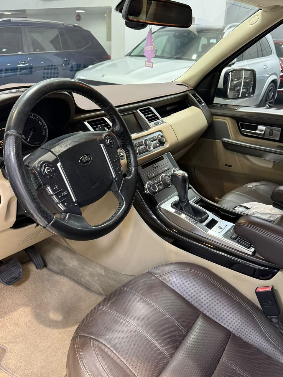 Manama, Vehicles, Cars & Trucks , BHD 3800,  Range Rover Sport,  2013,  Automatic,  164450 KM,    (White)