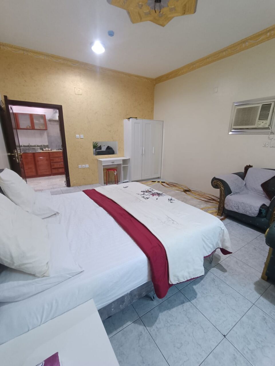 Madinah, Apartments, Flats, Houses & Villas, SAR 200/day,  2 BR,  Luxury 2-bedroom Apartment WithA 2-bedroom Apart Smart Entry Comfortable Stay For Families