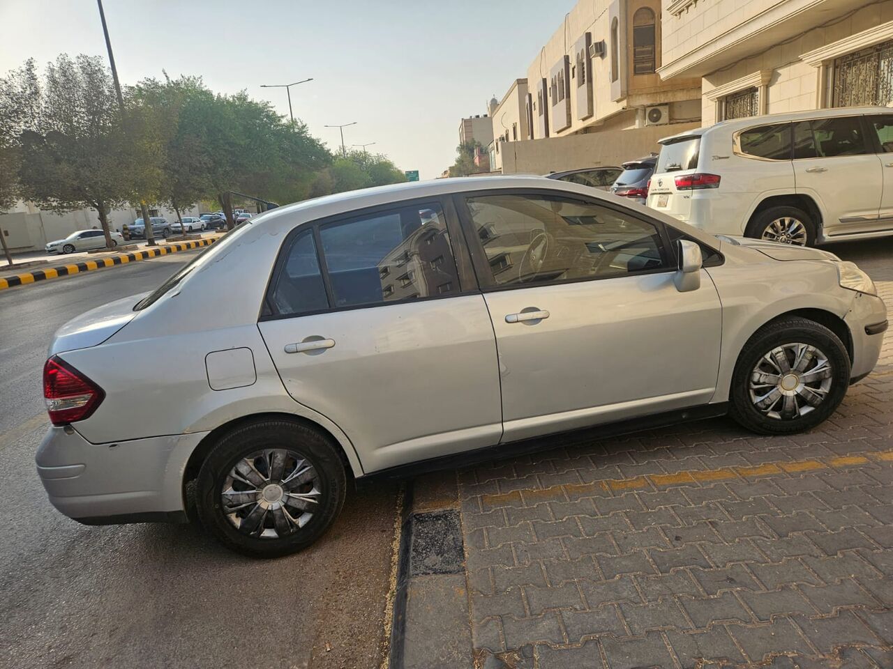 Riyadh, Vehicles, Cars & Trucks , SAR 10000,  Nissan Tiida,  2011,  Automatic,  196000 KM,  ,  , , Price 11000