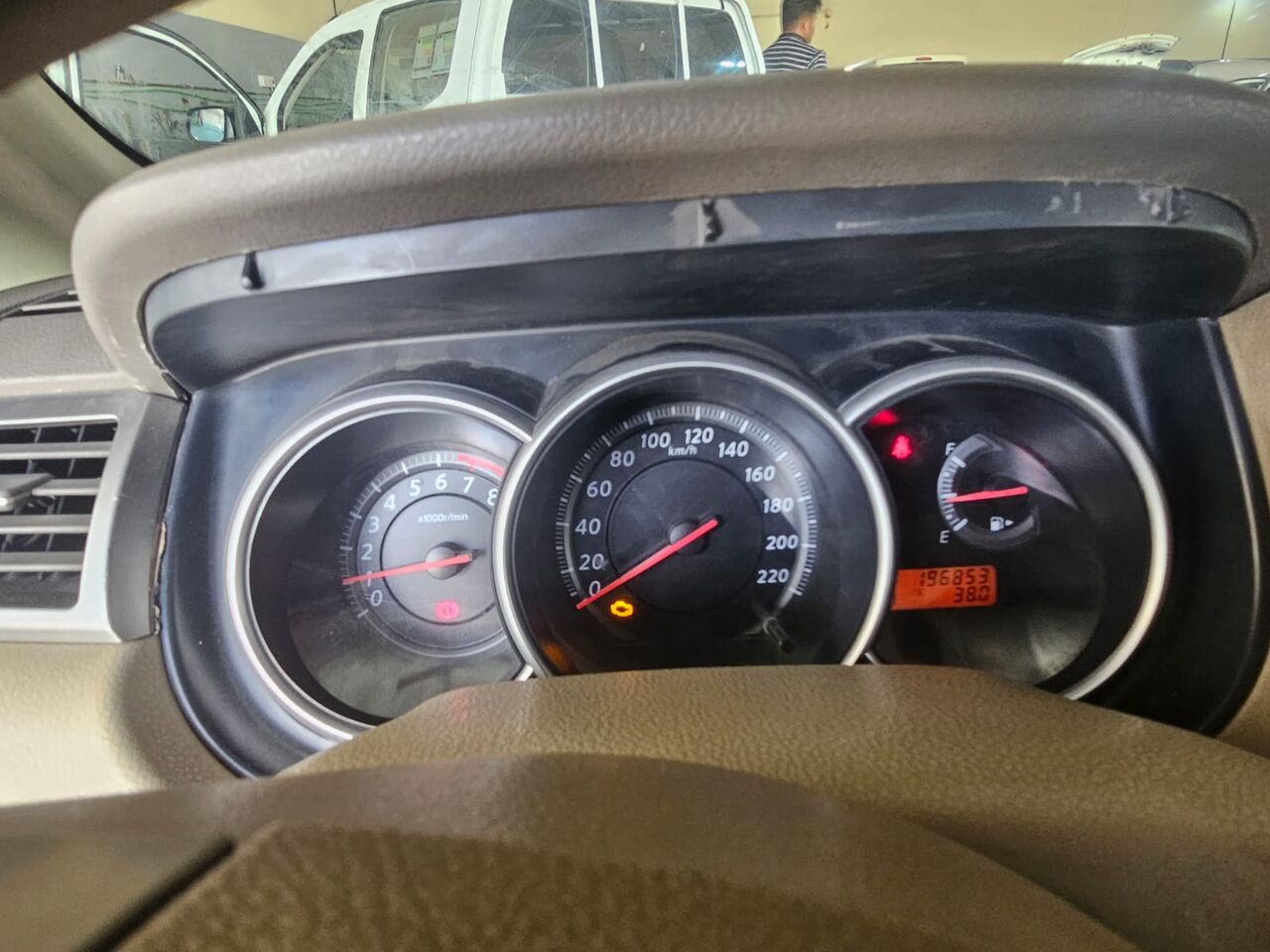 Riyadh, Vehicles, Cars & Trucks , SAR 10000,  Nissan Tiida,  2011,  Automatic,  196000 KM,  ,  , , Price 11000