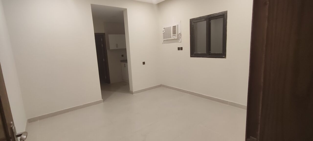 Jubail, Apts/Flats Wanted, SAR 2200/month,  1 BR,  1BHK With Hall * Kichen *1 Toilet * 2 AC Includ