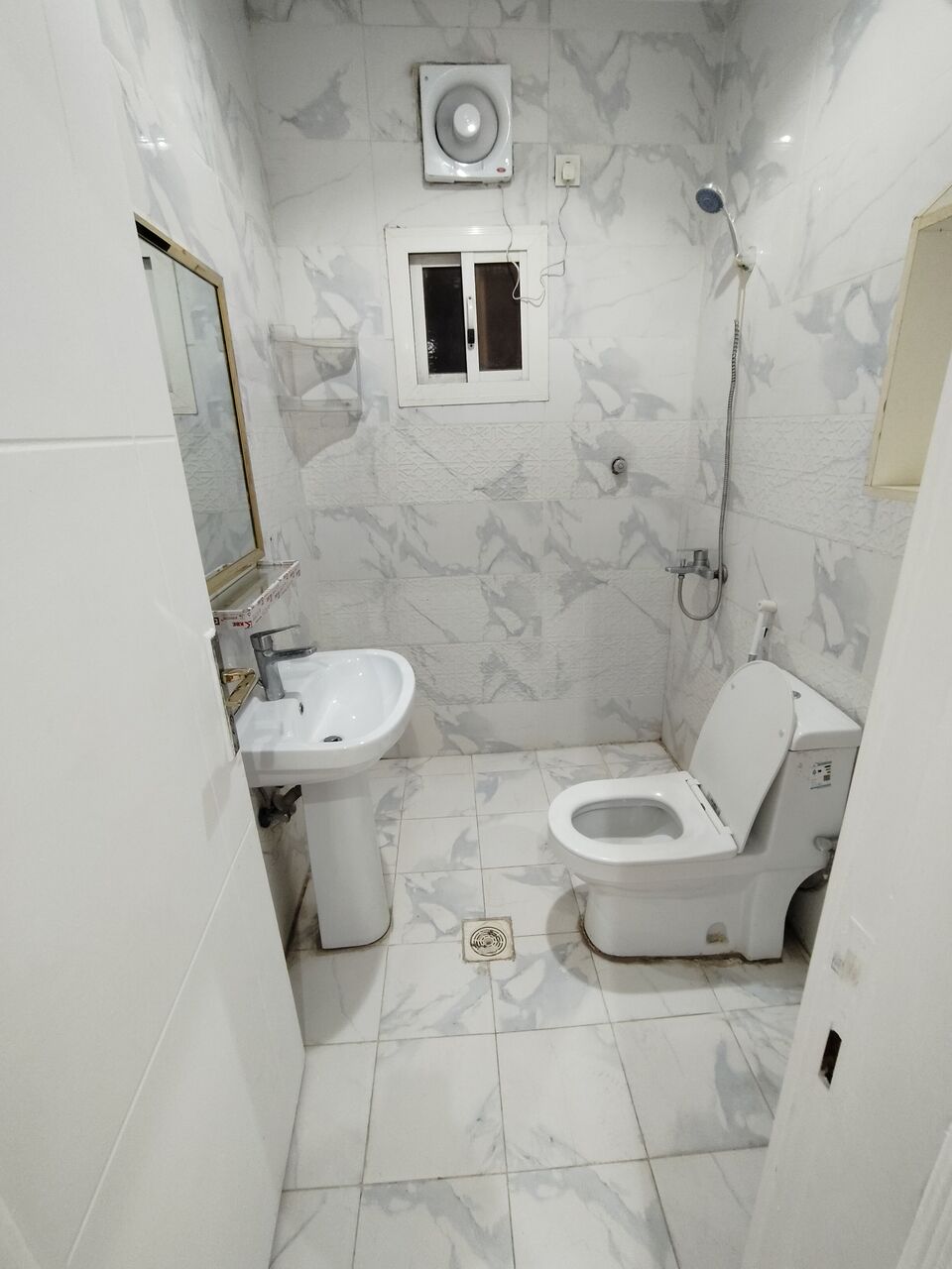 Jeddah, Apartments, Flats, Houses & Villas, SAR 25000/year,  3 BR,  3 Bedroom 2 Washroom Kitchen Hall