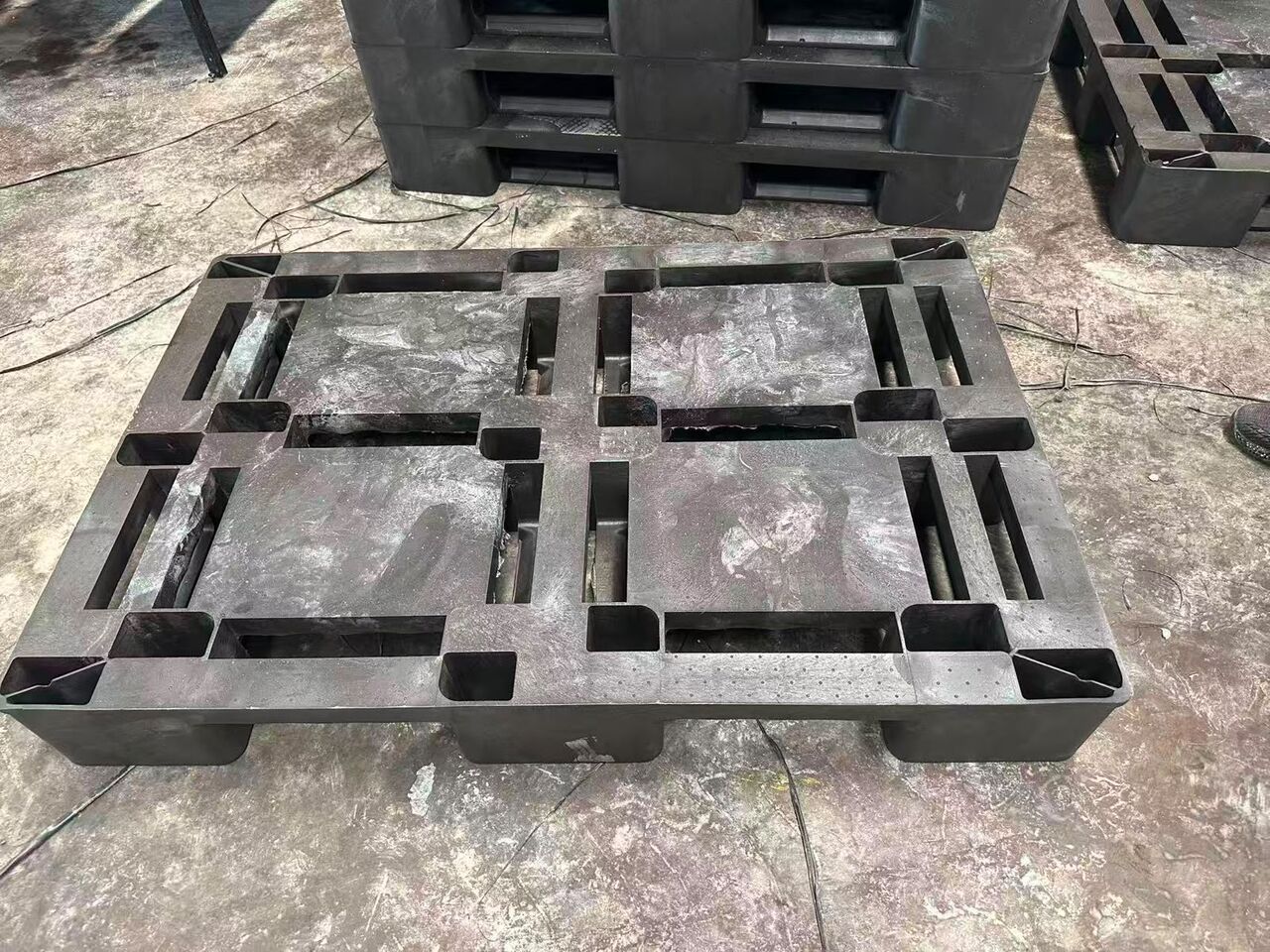 Jeddah, Furniture, طبليات بلاستيك ثقيلة ممتازة للبيع - 4 اتجاها