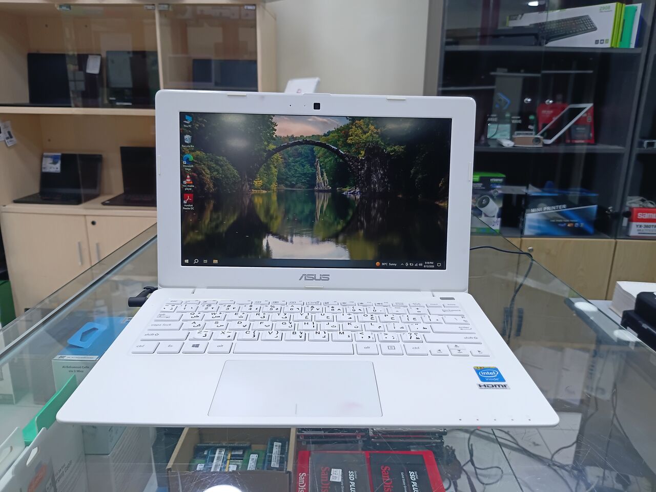 Manama, Computers, BHD 33,  Asus 10.1-inch Compact Laptop (Intel Celeron / 4GB RAM / 500GB) &ndash; BD 33