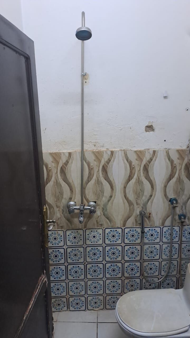 Al Wizarat, Apartments, Flats, Houses & Villas, SAR 14000/year,  1 BR,  Ground Floor Single Room With Kitchen & Washroom Available Now