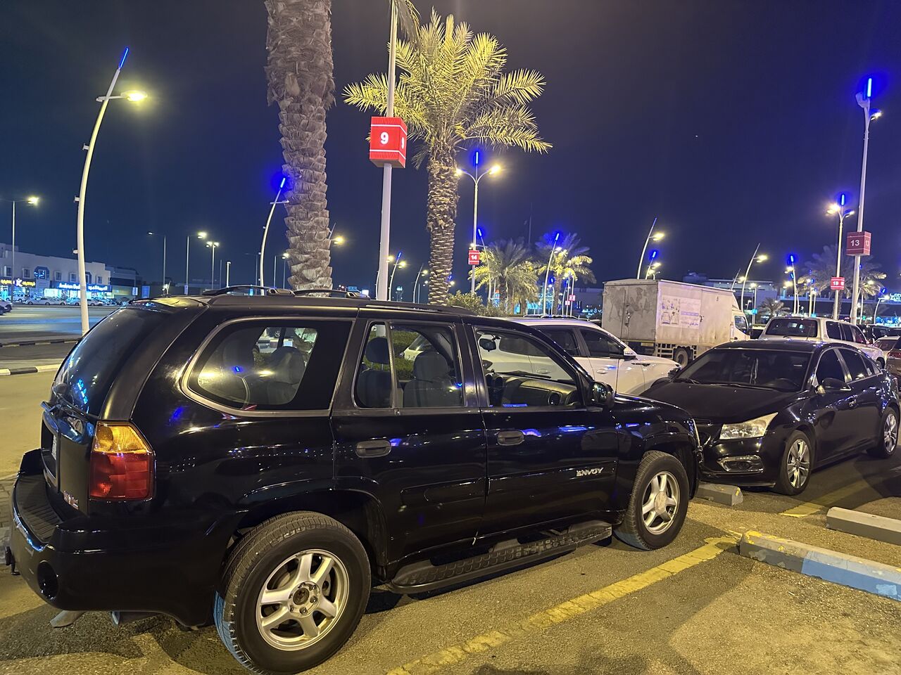 Riyadh, Vehicles, Cars & Trucks , SAR 10000,  Gmc Envoy,  2005,  Automatic,  222000 KM,