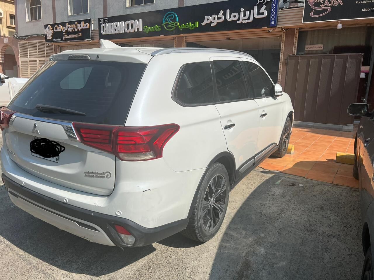 Al Kharj, Vehicles, Cars & Trucks , SAR 46000,  Mitsubishi Outlander,  2022,  Automatic,  80100 KM,  7 Seater With Fun Of Off Roading