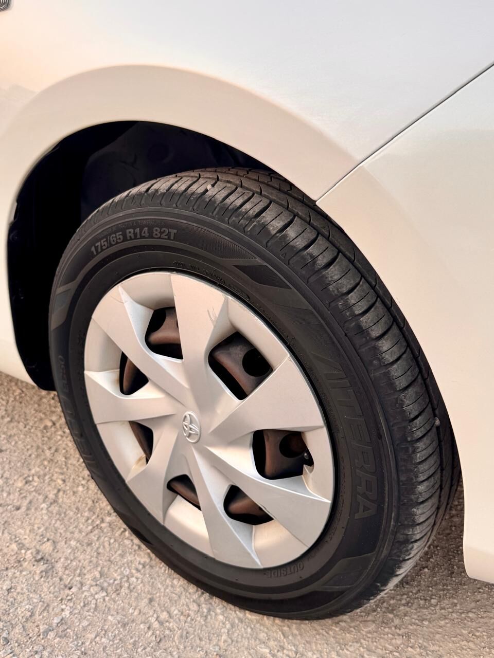 Hofuf, Vehicles, Cars & Trucks , SAR 42,  Toyota Yaris,  2020,  Automatic,  200000 KM,    &ndash; Clean Inside/Out, Fuel Efficient, Single Owner