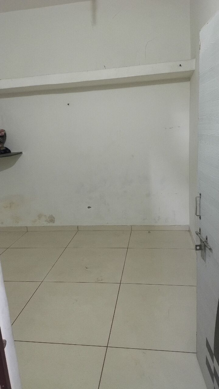 Ahmedabad, Bedspace For Rent, INR 9000/month,  Single Room Ready To Move In For Single Man Or Single Woman