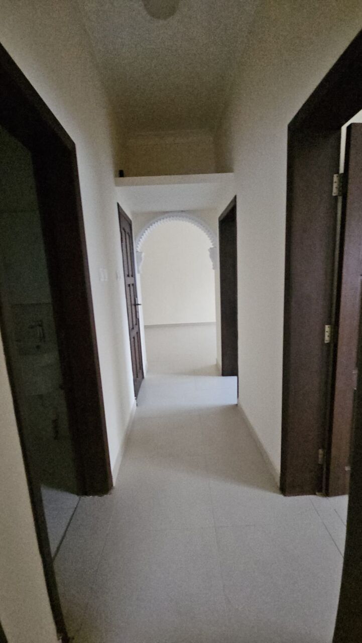 Mahooz, Apartments, Flats, Houses & Villas, BHD 280/month,  2 BR,  2 Bedroom Semi Furnished Flat For Rent With Ewa