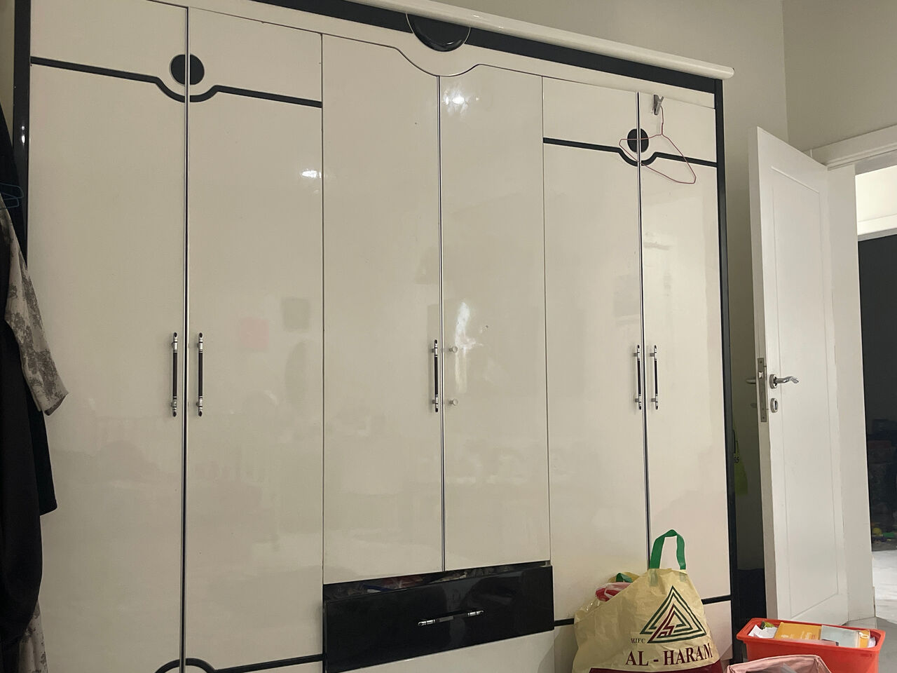 Khobar, Household Items, SAR 1,  Wardrobe - White Color