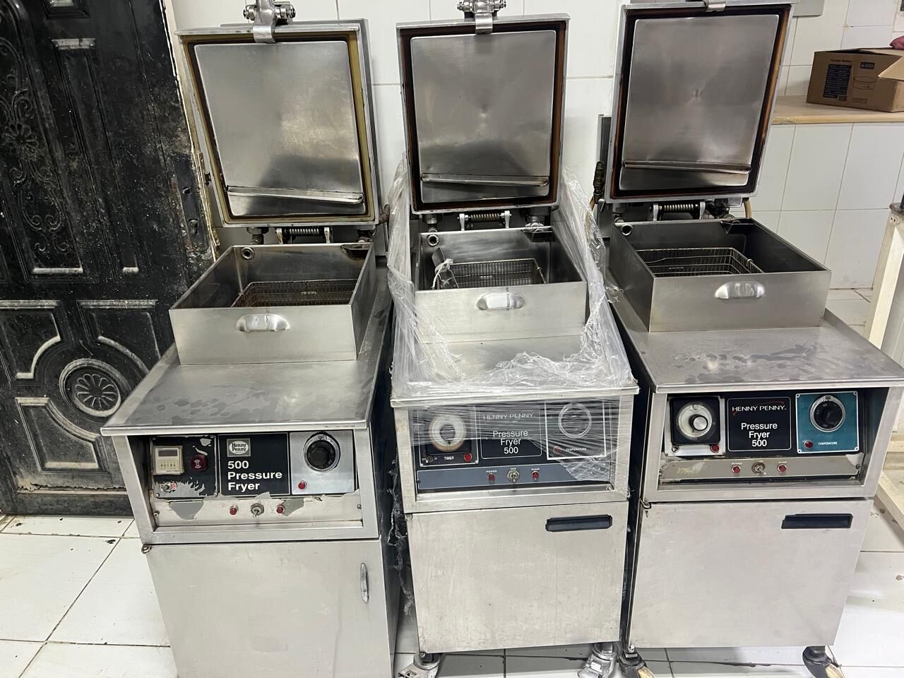 Jeddah, Machinery, SAR 19000,  Pressure Fryer Machine 500 Model (Henny Penny)