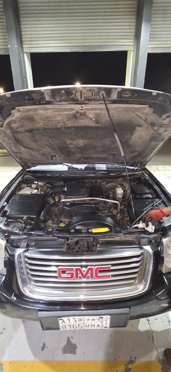 Al Baha, Vehicles, Cars & Trucks , SAR 19000,  Gmc Envoy,  2006,  Automatic,  480000 KM,    SLE 2WD