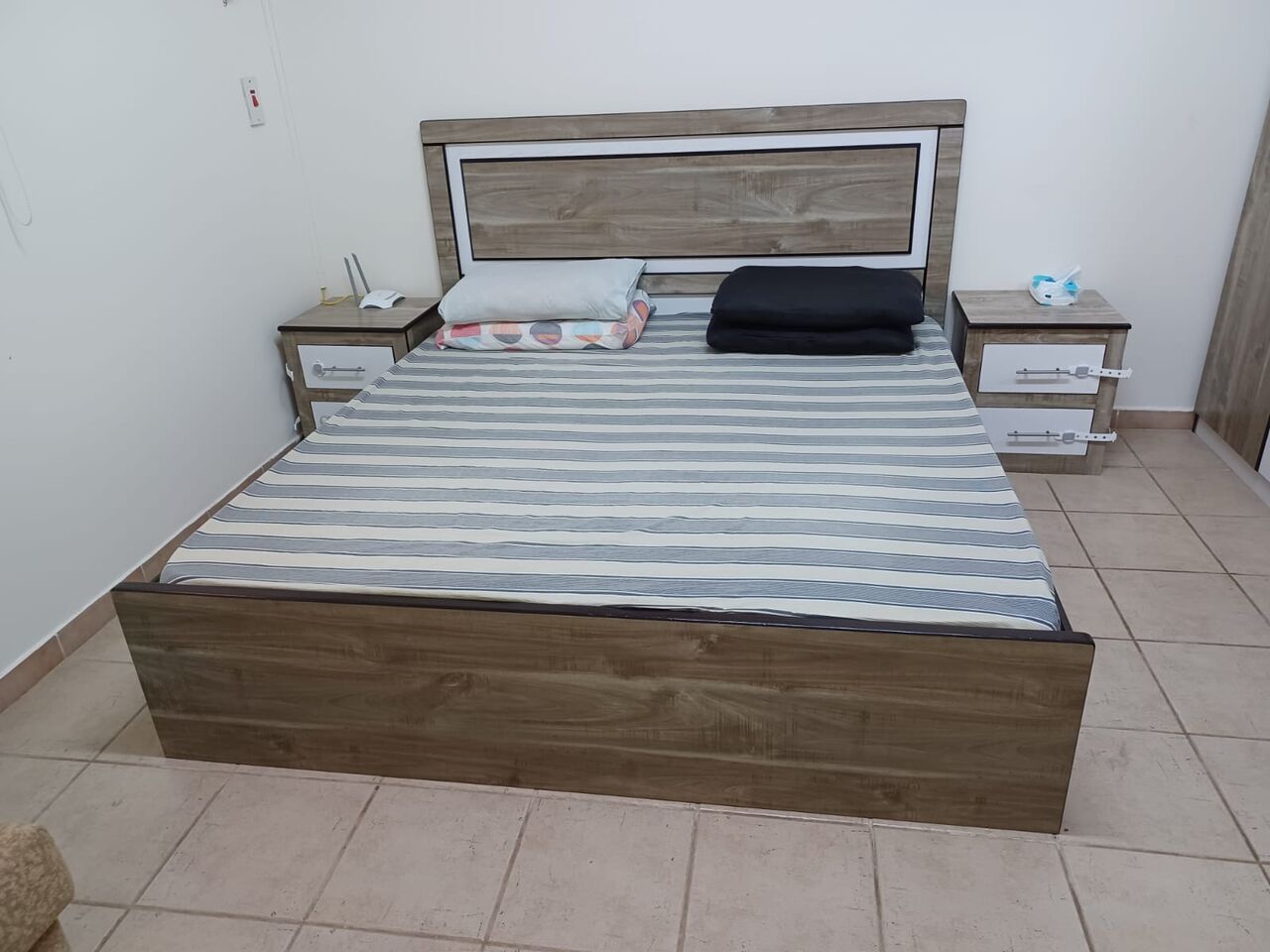 Salamah, Household Items, SAR 14000,  SAR 14,000, 2 Double Bed Set, Sofa Set, 3 AC, Fridge, Washing Machine,  Oven, For Sale
