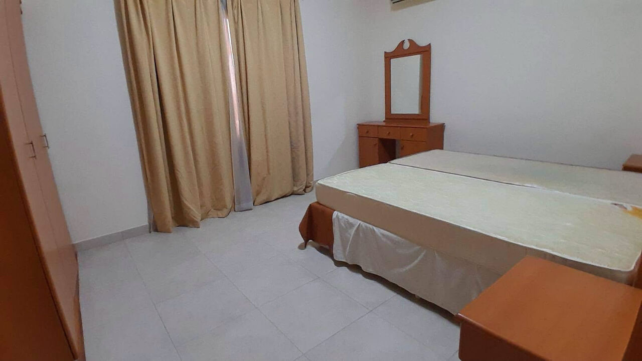 Adliya, Apartments, Flats, Houses & Villas, BHD 350/month,  2 BR,  Adliya:- 2Bhk Fully- Furnished Flat On Rent.  📍Close To Extrovert Cafe.  Bd 350/