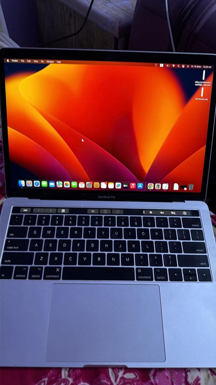 Riyadh, Computers, SAR 1450,  Apple Macbook Pro Touch Pad 2019 Model 256gb Ssd In Mint Condition