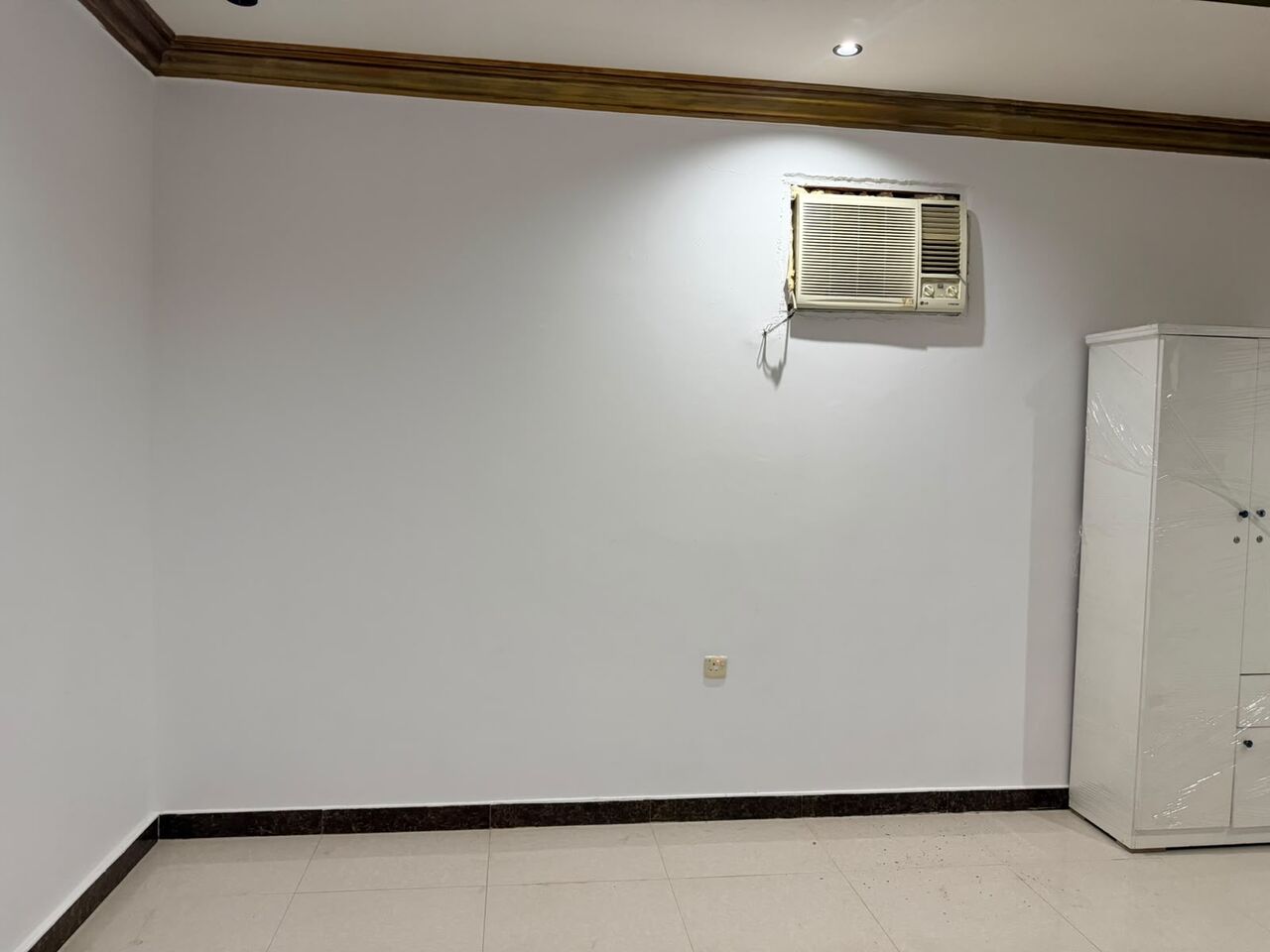 Hara, Rooms for Rent, SAR 1200/month,  Furnished,  Furnished Room For Executive Bachelor Back Side Of Marriott Hara