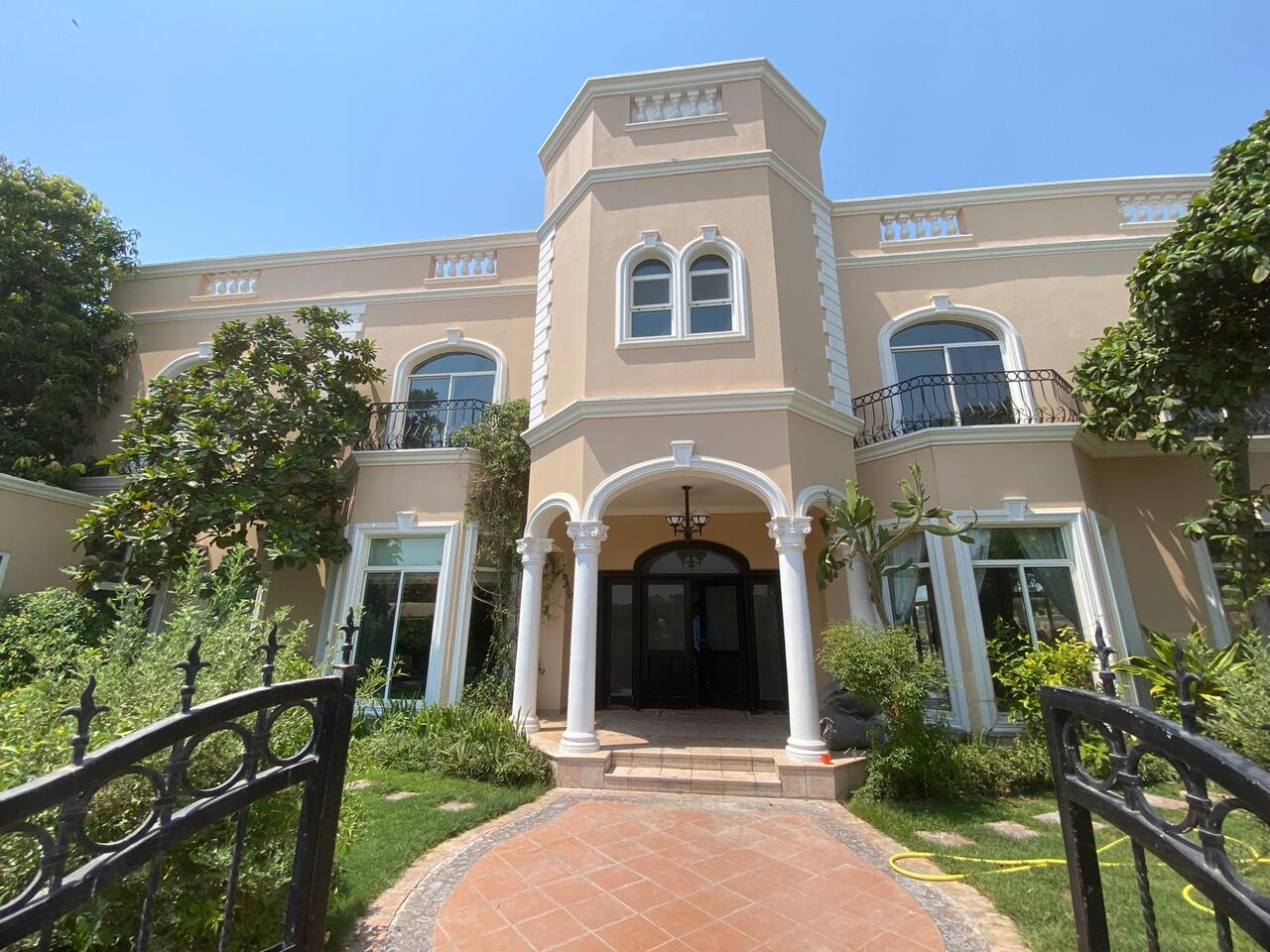 Saar, Villas, BHD 3000,  Compound Villa With 6 Bedrooms And 8 Bathrooms
