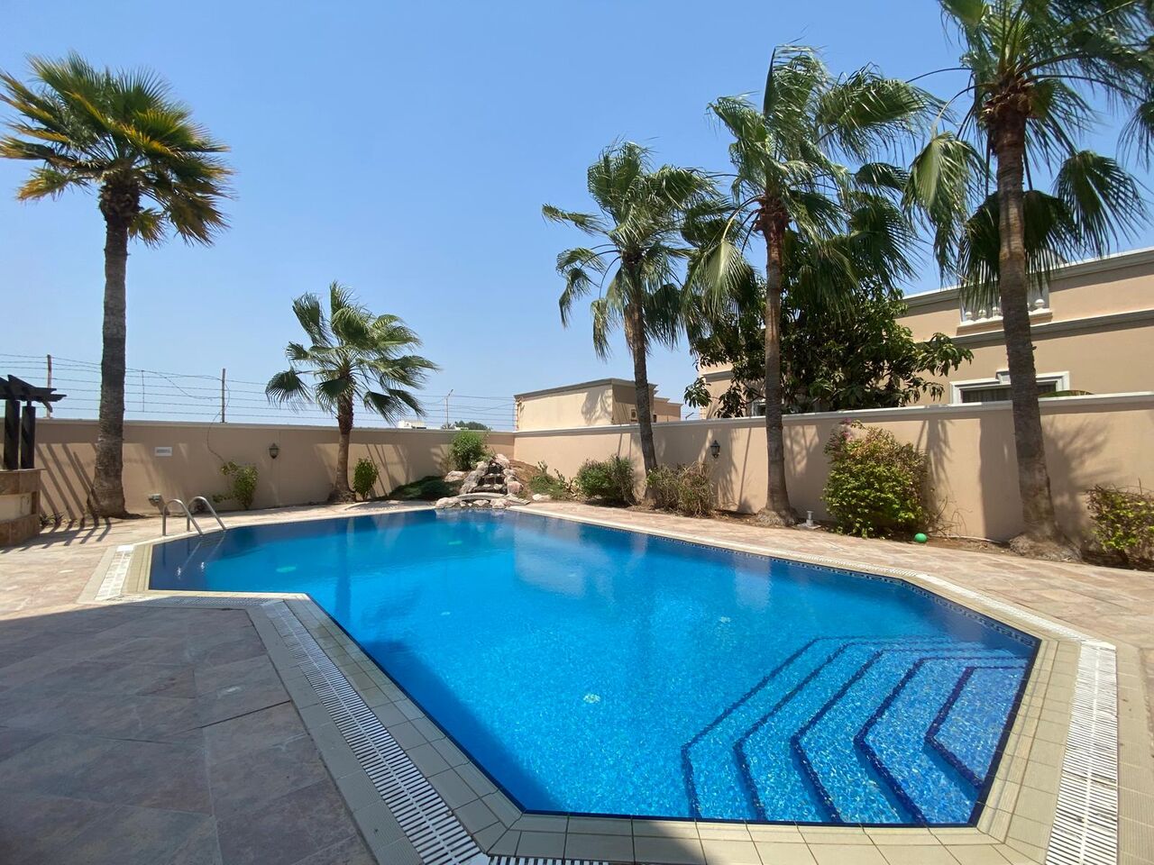 Saar, Villas, BHD 3000,  Compound Villa With 6 Bedrooms And 8 Bathrooms
