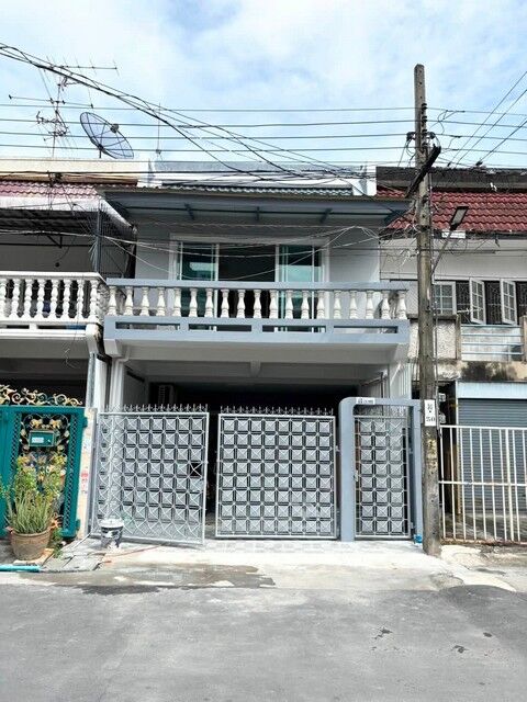 Bangkok, Villas, THB 22000,  27 Sq. Feet,  Townhome For Rent, 2 Floors, 216 Sq M., 3 Bedrooms, Klong Chan Villa 1, Soi Nawamin 32,