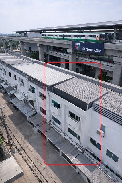 Bangkok, Villas, THB 40998,  32 Sq. Feet,  BTS Senanikom 310m., Near Major Ratchayothin 900m. 8 Bedrooms, 4 Bathrooms, 4-storey