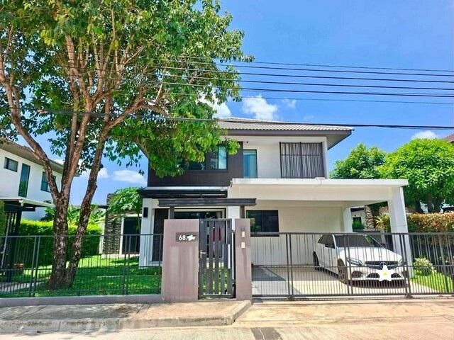 Bangkok, Villas, THB 69000,  66 Sq. Feet,  2-story Detached House For Rent, 66 Sq M, Manthana Bangna Project, Km. 7, Soi Ratchawinit