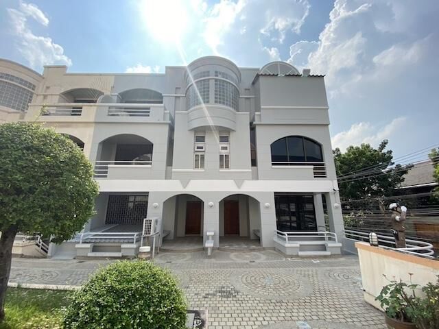 Bangkok, Villas, THB 37000,  40 Sq. Feet,  Townhouse For Rent, 4 Floors, 40 Sq M, Park View Town In Town Project, Sriwara Road,
