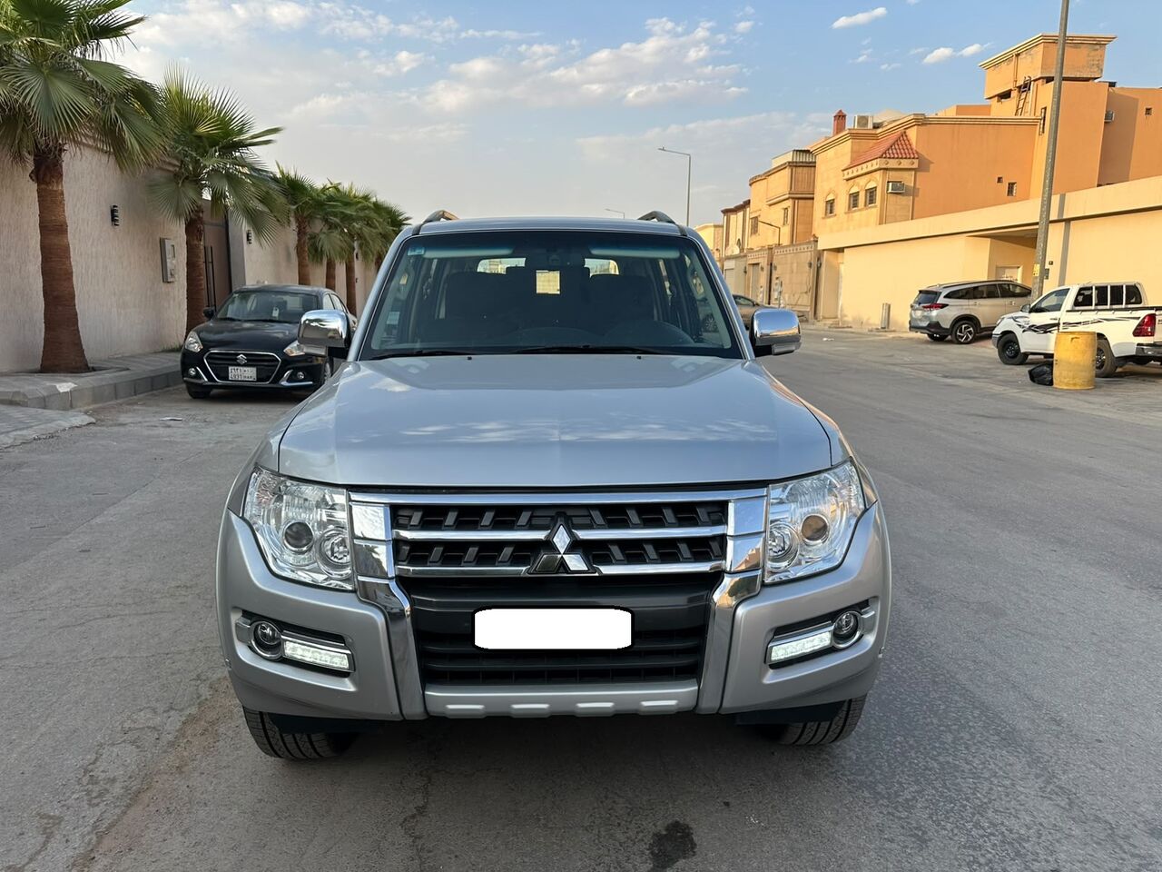 Riyadh, Vehicles, Cars & Trucks , SAR 76000,  Mitsubishi Pajero GLS,  2022,  Automatic,  73000 KM,    Mid Option With 4x4 For Sales Accident Free 1st Owner
