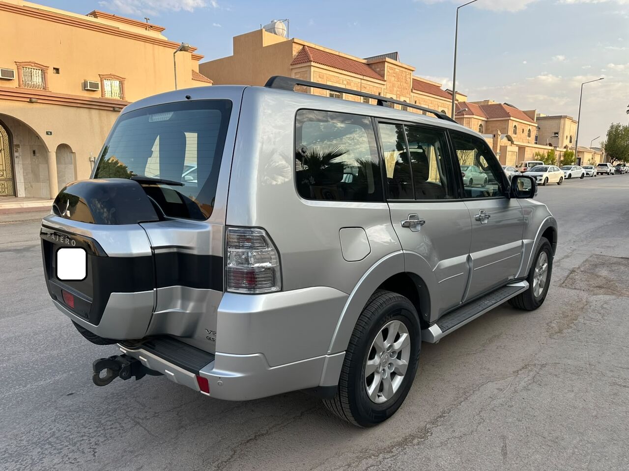 Riyadh, Vehicles, Cars & Trucks , SAR 76000,  Mitsubishi Pajero GLS,  2022,  Automatic,  73000 KM,    Mid Option With 4x4 For Sales Accident Free 1st Owner