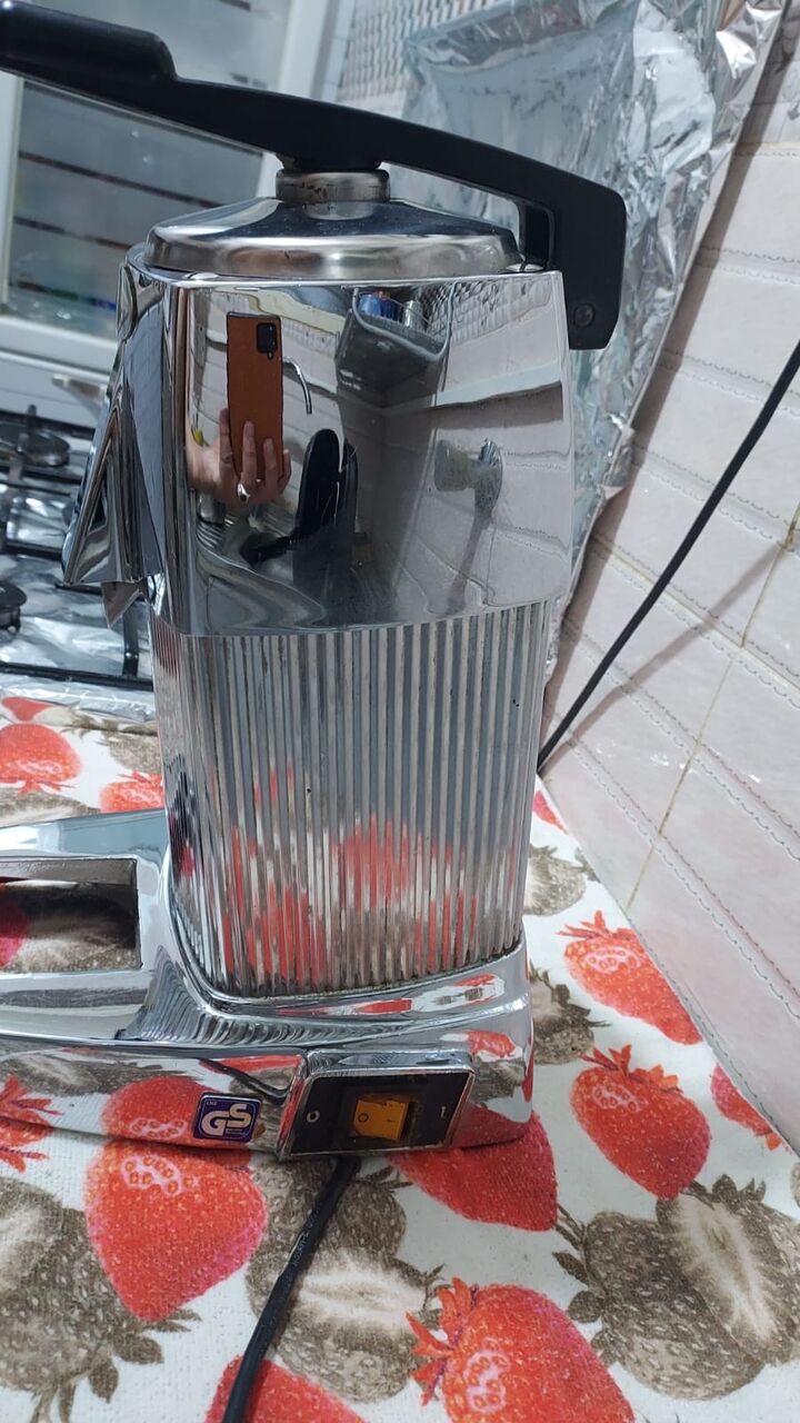 Riyadh, Household Items, SAR 3000,  French Santos Orange And Citrus Juicer عصارات برتقال فرنسيه