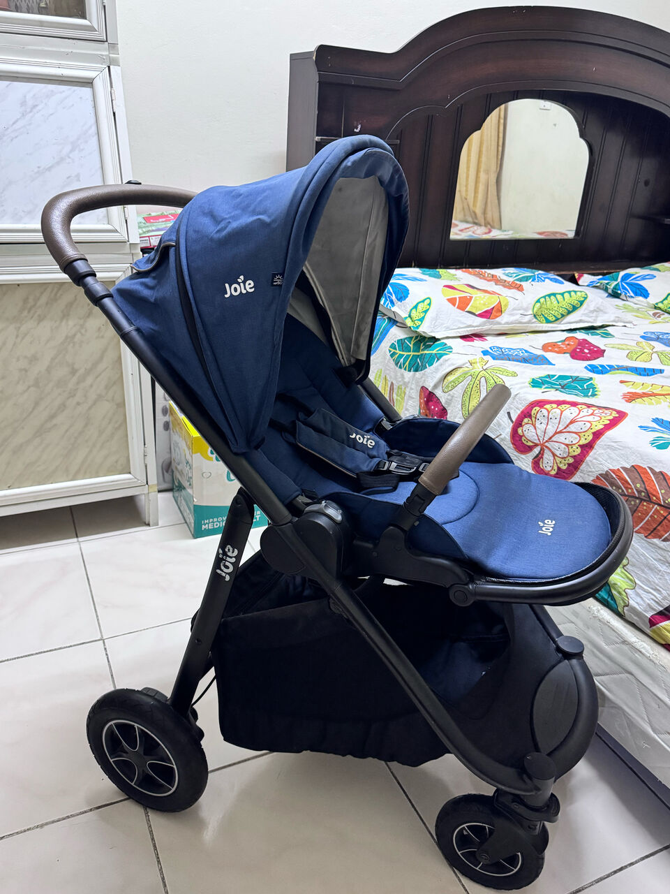 Al Baghdadyiah Al Gharbyia, Baby & Kid Stuff, SAR 700,  Giggles Baby Seat And Baby Pram