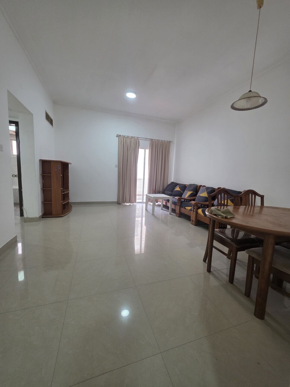 Juffair, Apartments, Flats, Houses & Villas, BHD 250/month,  2 BR,  #2BATHROOM Hall Kitchen With Electricity Car Parking  Balcony