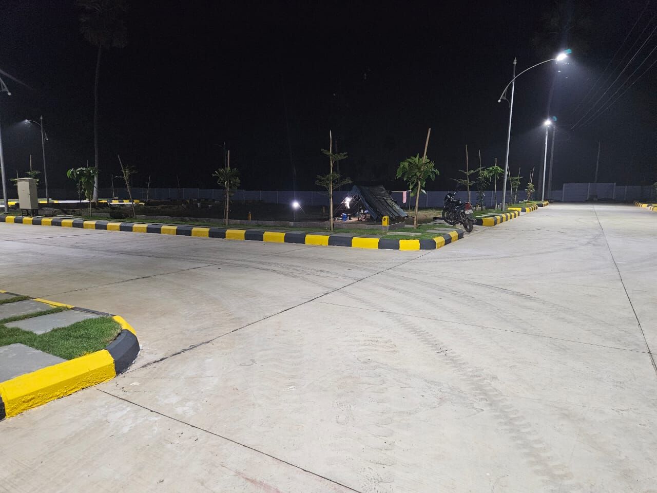 Hyderabad, Residential Plots, INR 21000,  200 Sq. Yard,  Light House Swasthika HMDA Approved Layout