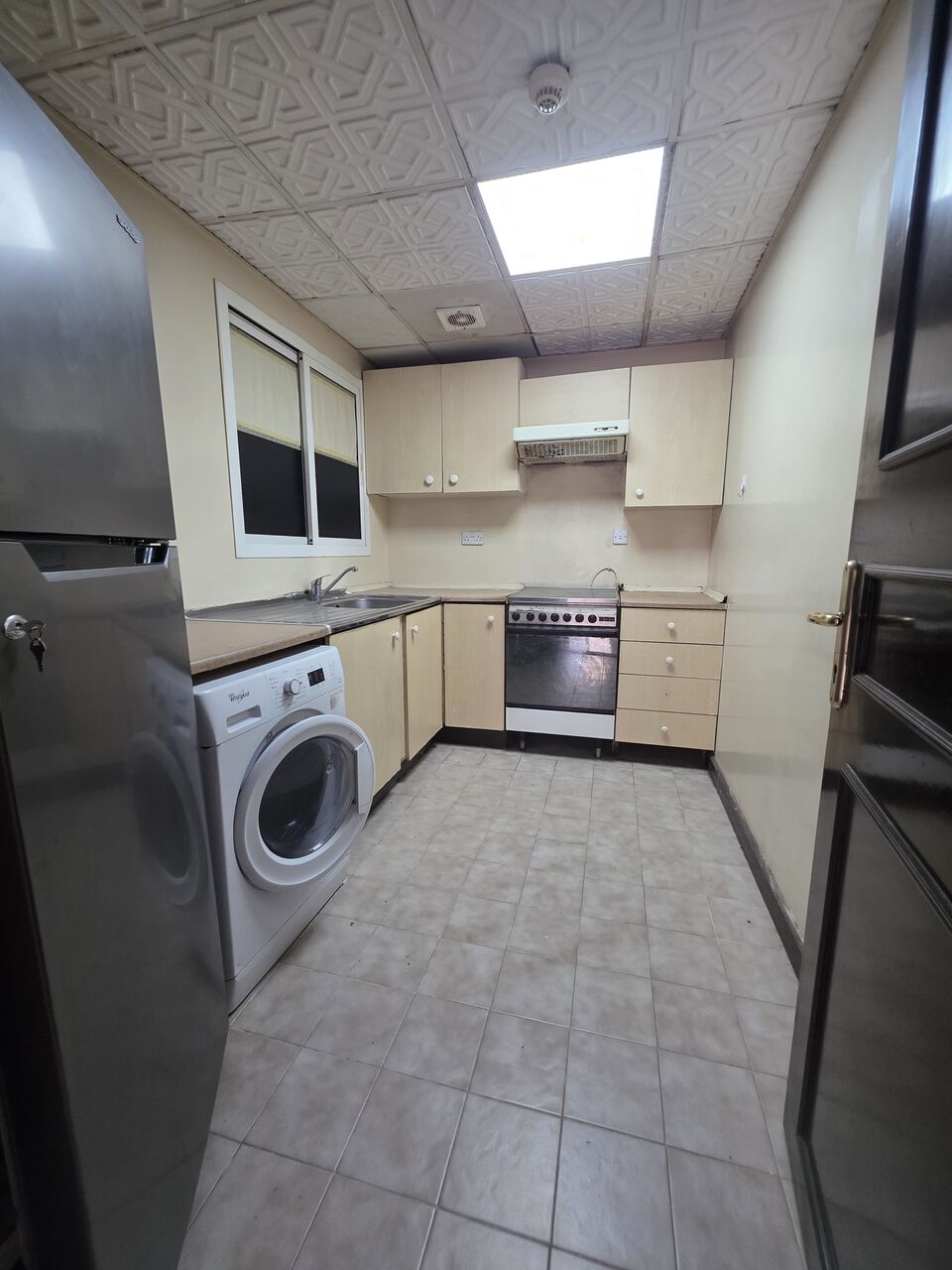 Juffair, Apartments, Flats, Houses & Villas, BHD 230/month,  1 BR,  £1BATHROOM Hall Kitchen With Electricity Car Parking  Balcony