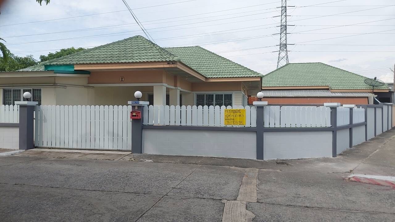 Bangkok, Real Estate For Sale, THB 2690000,  3 BR,  81 Sq. Feet,  Single-storey Detached House For Sale, Corner Room, Good Location, Sriracha, Chonburi