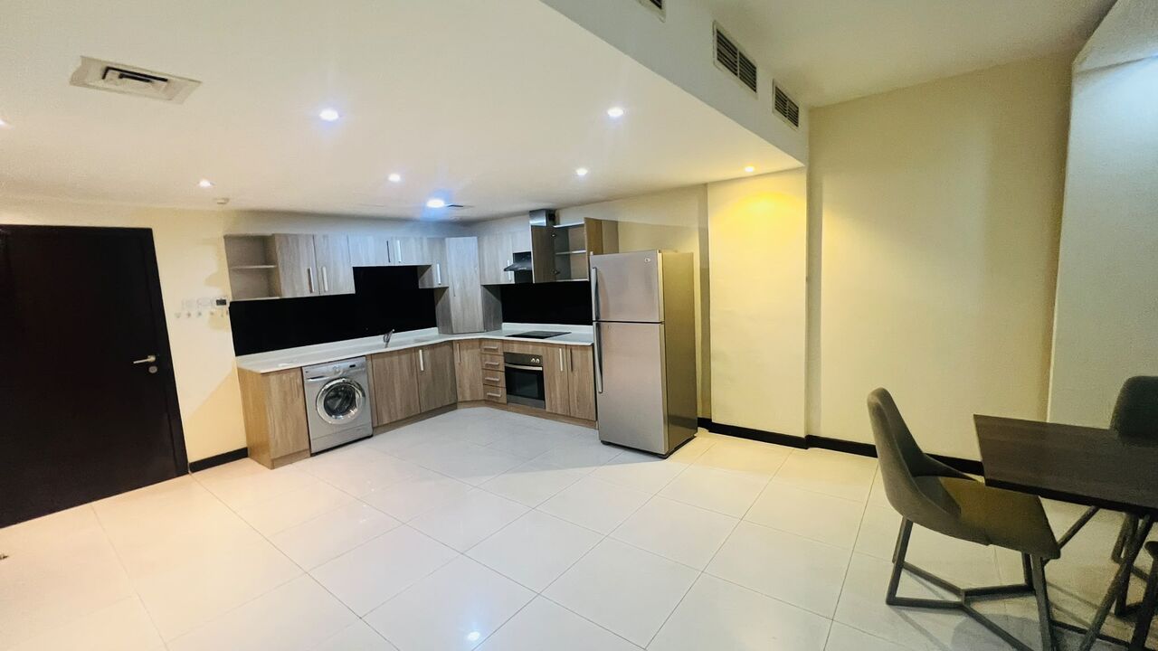 Juffair, Apartments, Flats, Houses & Villas, BHD 300/month,  Furnished,  2 BR,  Apartment For Rent In Juffair