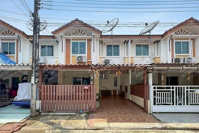 Bangkok, Real Estate For Sale, THB 2090000,  3 BR,  18 Sq. Feet,  2-story Townhome, Pruksa Ville 11 Rama 5, Complete Addition, Good Location In Soi Wat