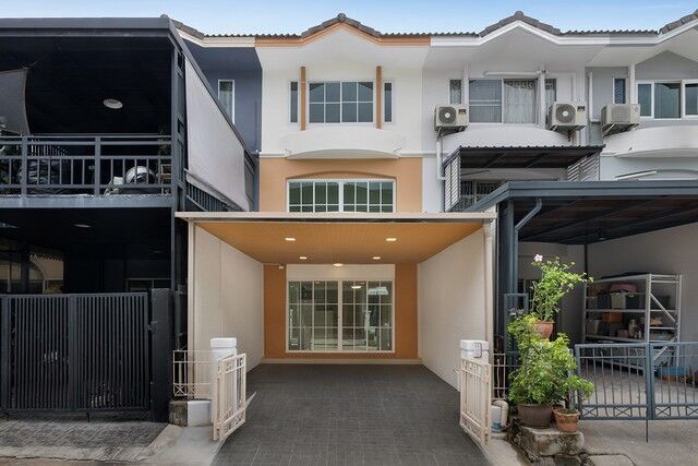 Bangkok, Real Estate For Sale, THB 3390000,  3 BR,  18 Sq. Feet,  3-story Townhome, Supalai Ville Village. Rattanathibet Renovated