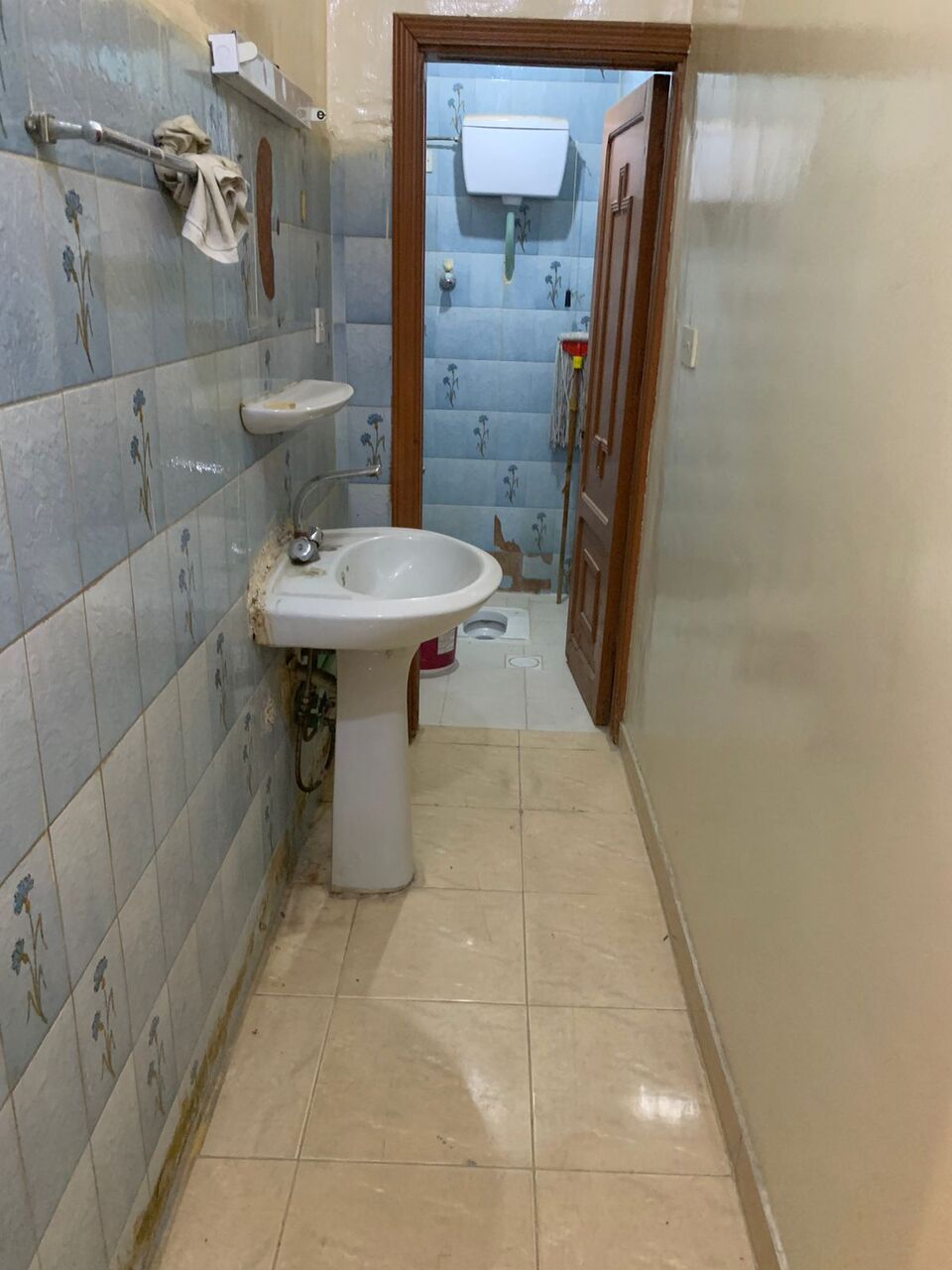 Umm Al Hamam, Rooms for Rent, SAR 1400/month,  One Separate Spacious Room In A Family Flat Is Available For A Decent Bachelor Who Is A We