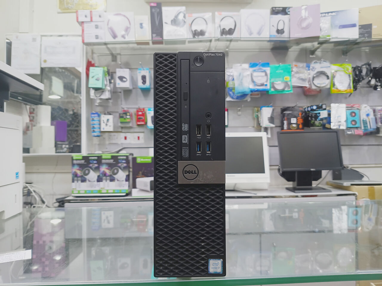 Riffa, Electronics, BHD 73,  DELL OptiPlex 7040 Core I7 6th Gen | 8GB RAM | 256GB NVMe SSD | BD 73