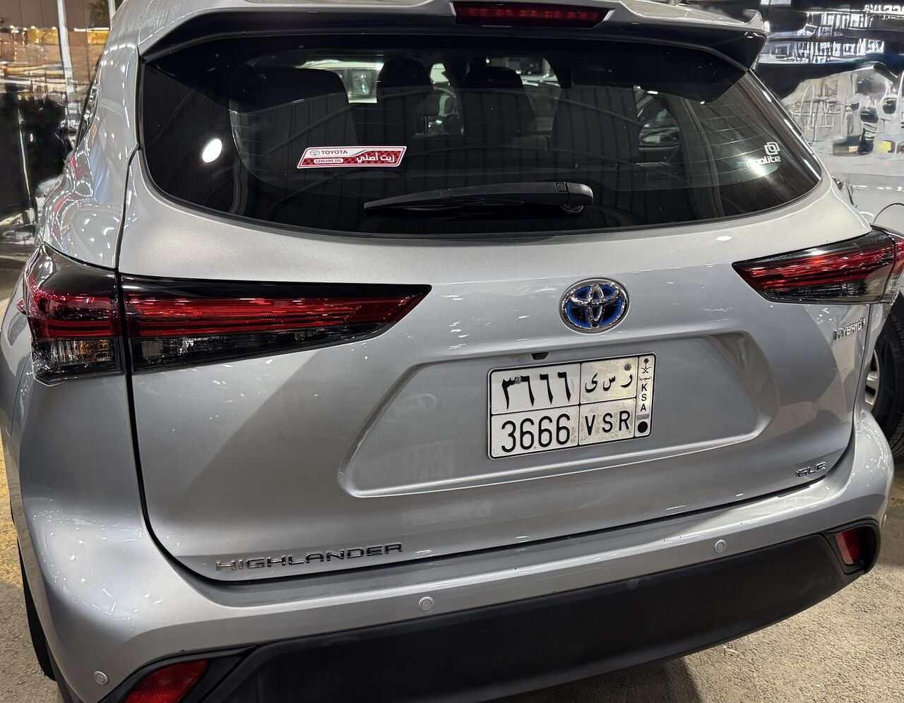 Riyadh, Vehicles, Cars & Trucks , SAR 125000,  TOYOTA HIGHLANDER,  2023,  Automatic,  140000 KM,  GLE HYBRID FULL OPTIONS 1
