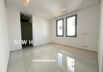 Kuwait City, Villas, KWD 1000,  Spacious Modern 3 Master Bedroom Floor For Rent In Rawda