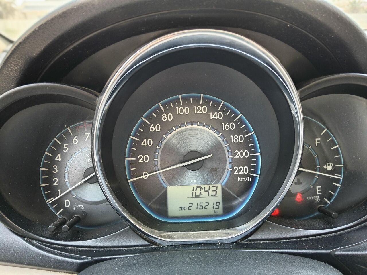 Riyadh, Vehicles, Cars & Trucks , SAR 15000,  Toyota Yaris 2014,  2014,  Manual,  215219 KM,  تويوتا يارس  (جير عادي) - 15,000 ريال - خروج 