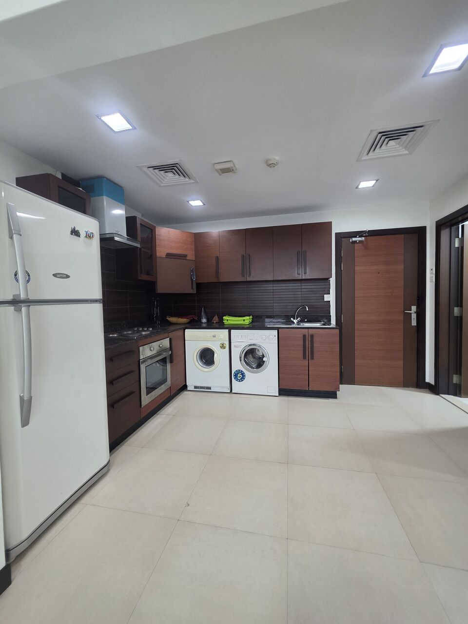 Juffair, Apartments, Flats, Houses & Villas, BHD 280/month,  1 BR,  +ATHROOM Hall Kitchen Open With Electricity Fully Furnished Car Parking