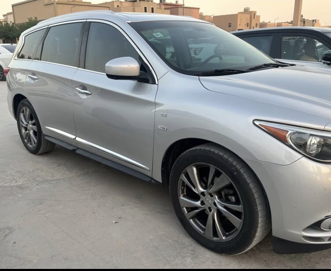Riyadh, Vehicles, Cars & Trucks , SAR 50000,  Infiniti Qx,  2015,  Automatic,  195000 KM,  60 . Full Option. Indian Engineer Driven Car